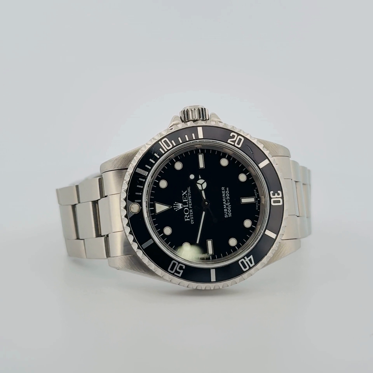 Rolex Submariner (14060m)