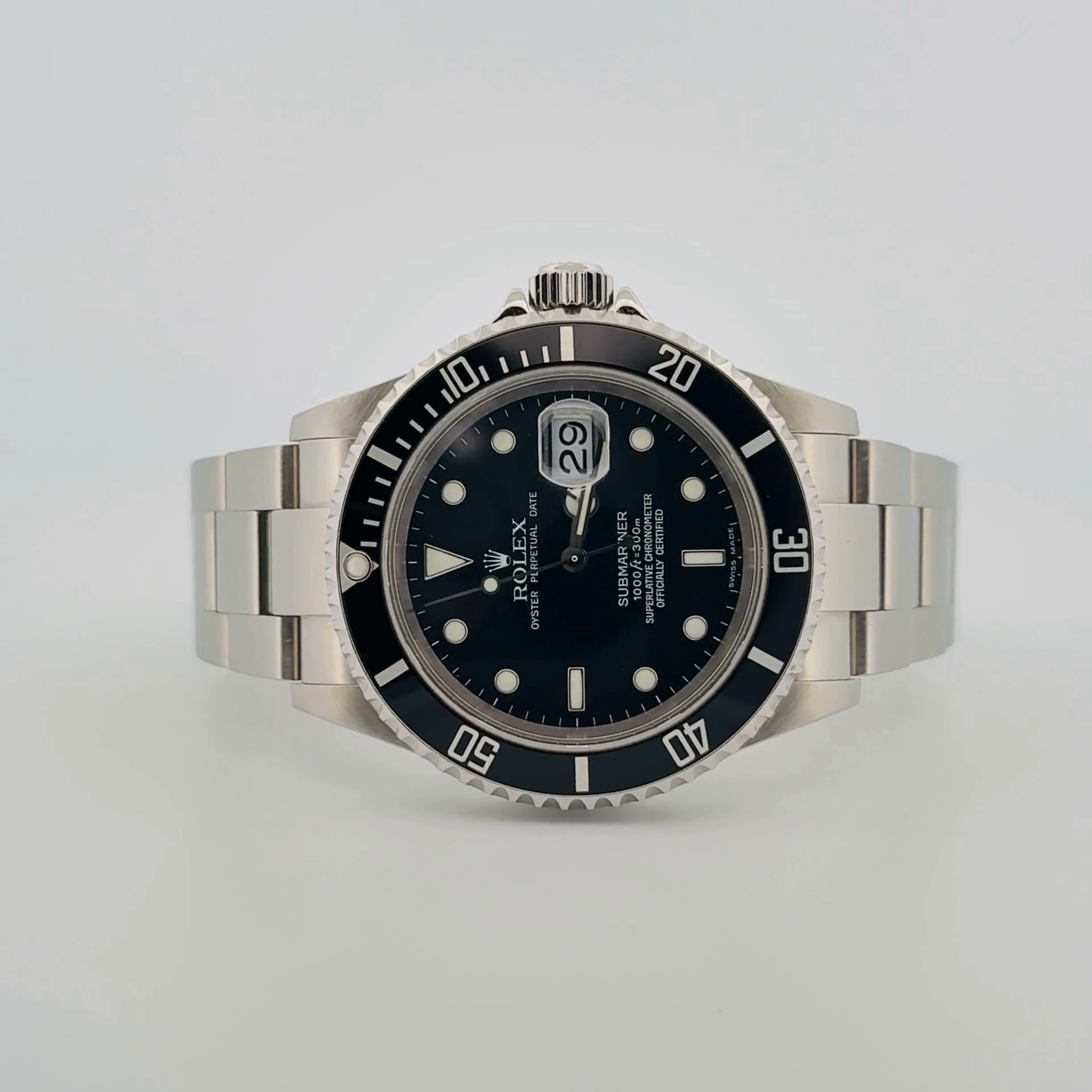 Rolex Submariner (16610T)