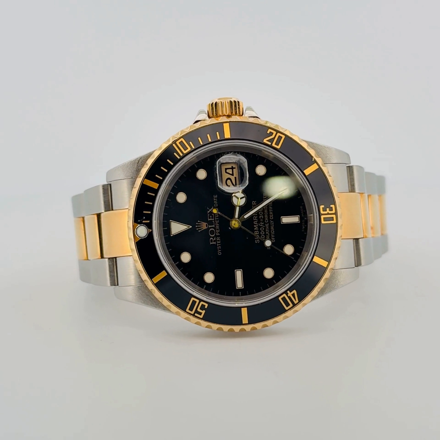 Rolex Submariner Two-Tone (16613T)