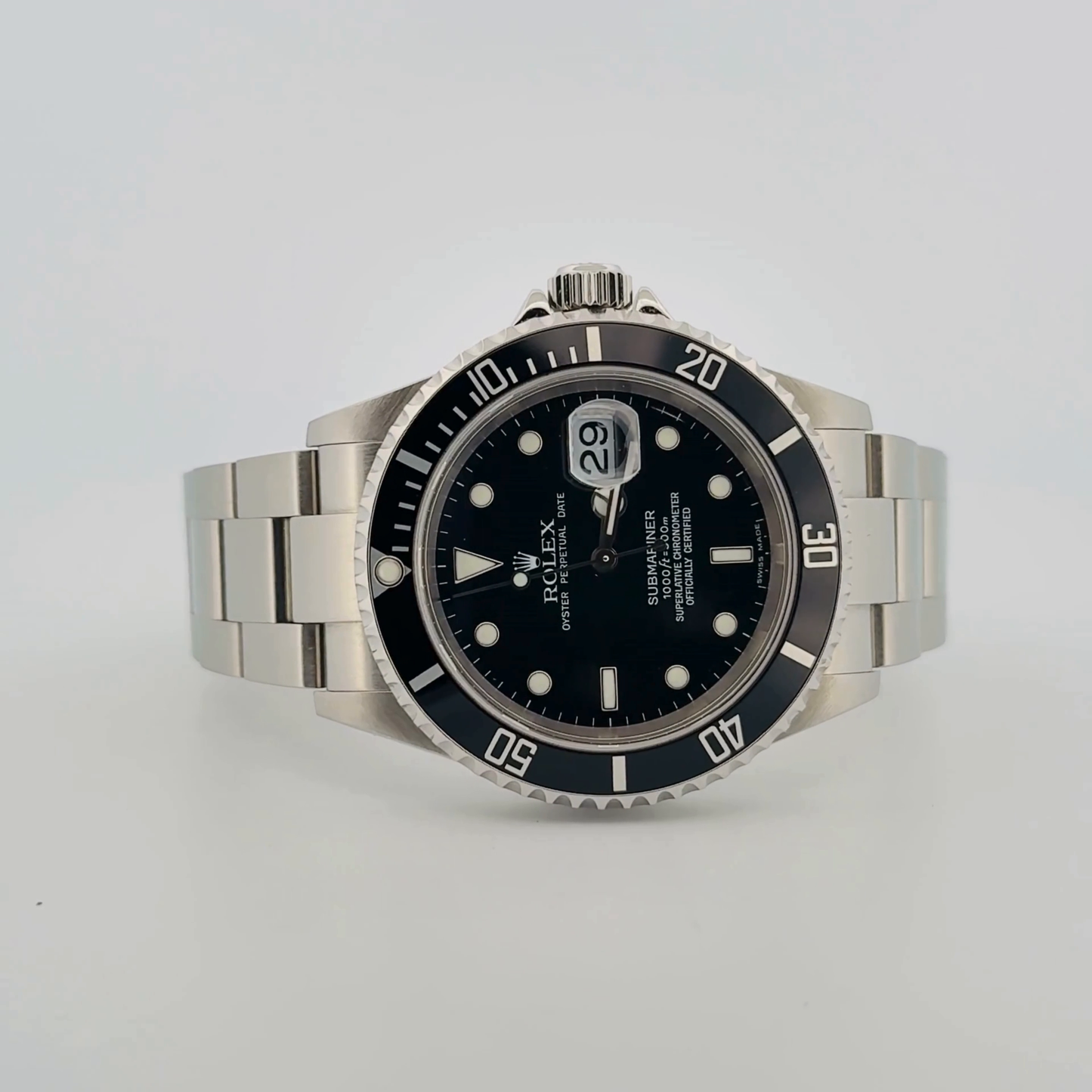 Rolex Submariner (16610T)