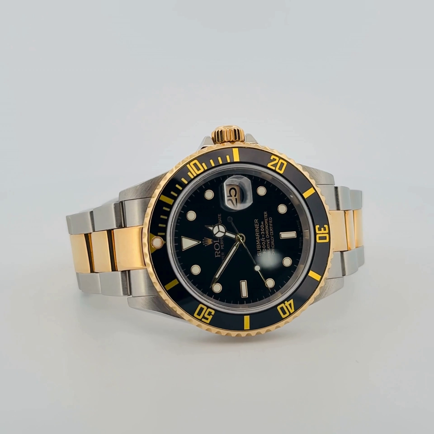 Rolex Submariner Two-Tone (16613T)