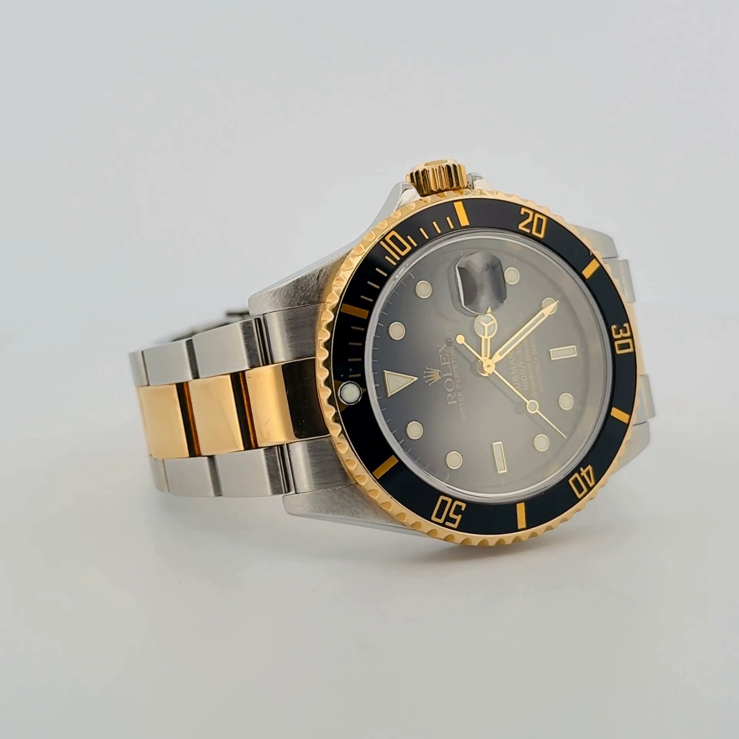 Rolex Submariner Two-Tone (16613T)