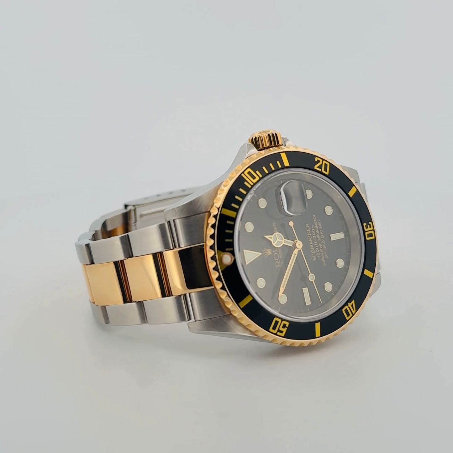 Rolex Submariner Two-Tone (16613T)
