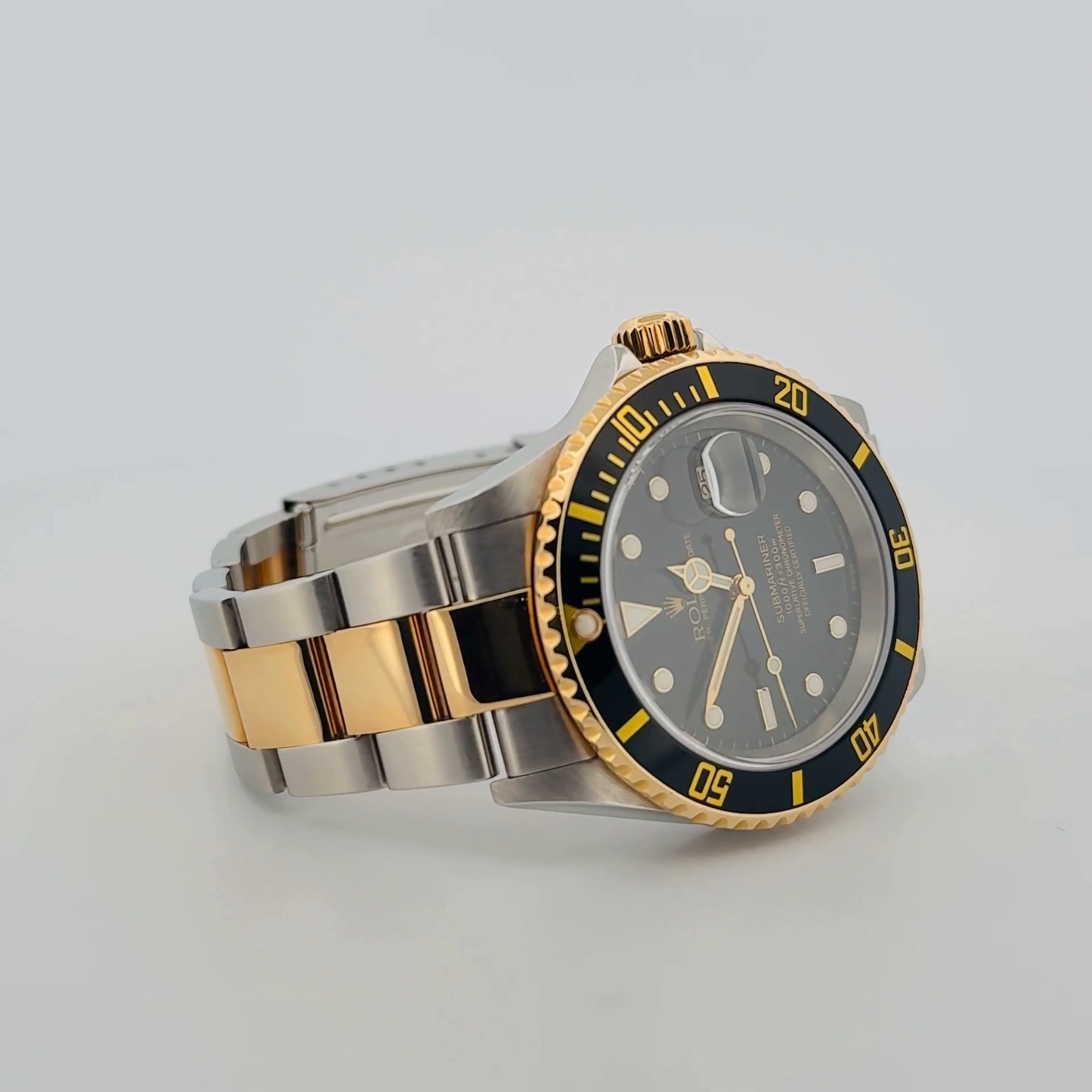 Rolex Submariner Two-Tone (16613T)