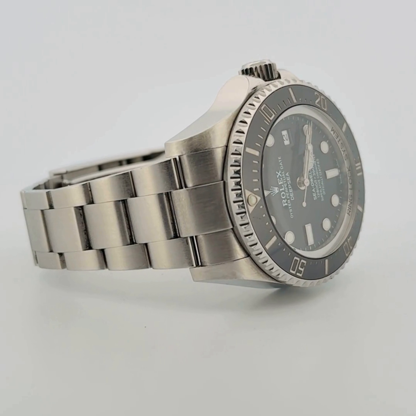 Rolex Deepsea (126660)