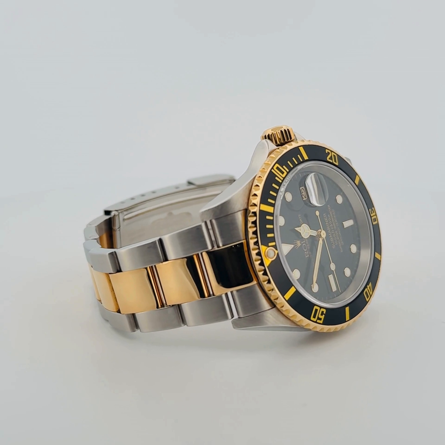 Rolex Submariner Two-Tone (16613T)