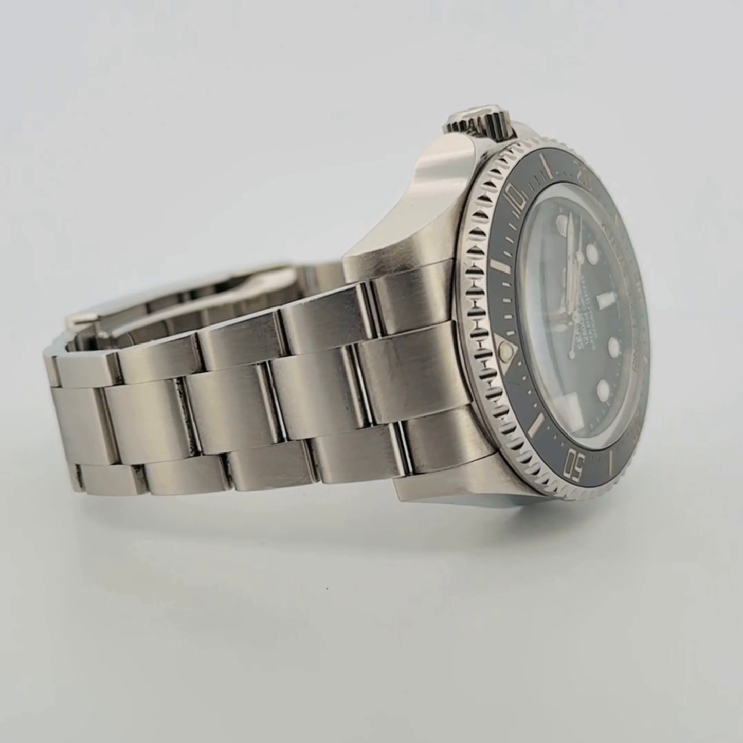 Rolex Deepsea (126660)