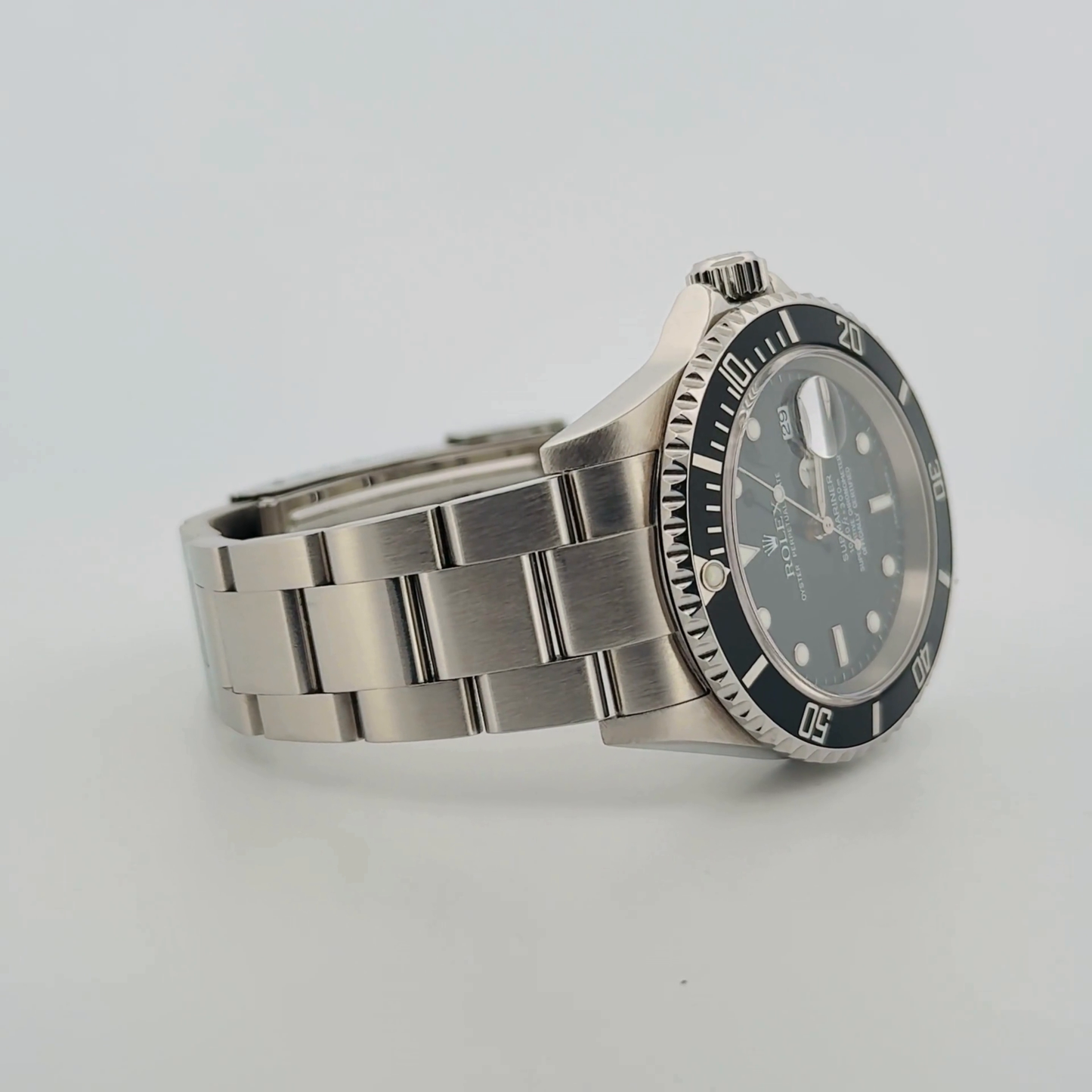 Rolex Submariner (16610T)