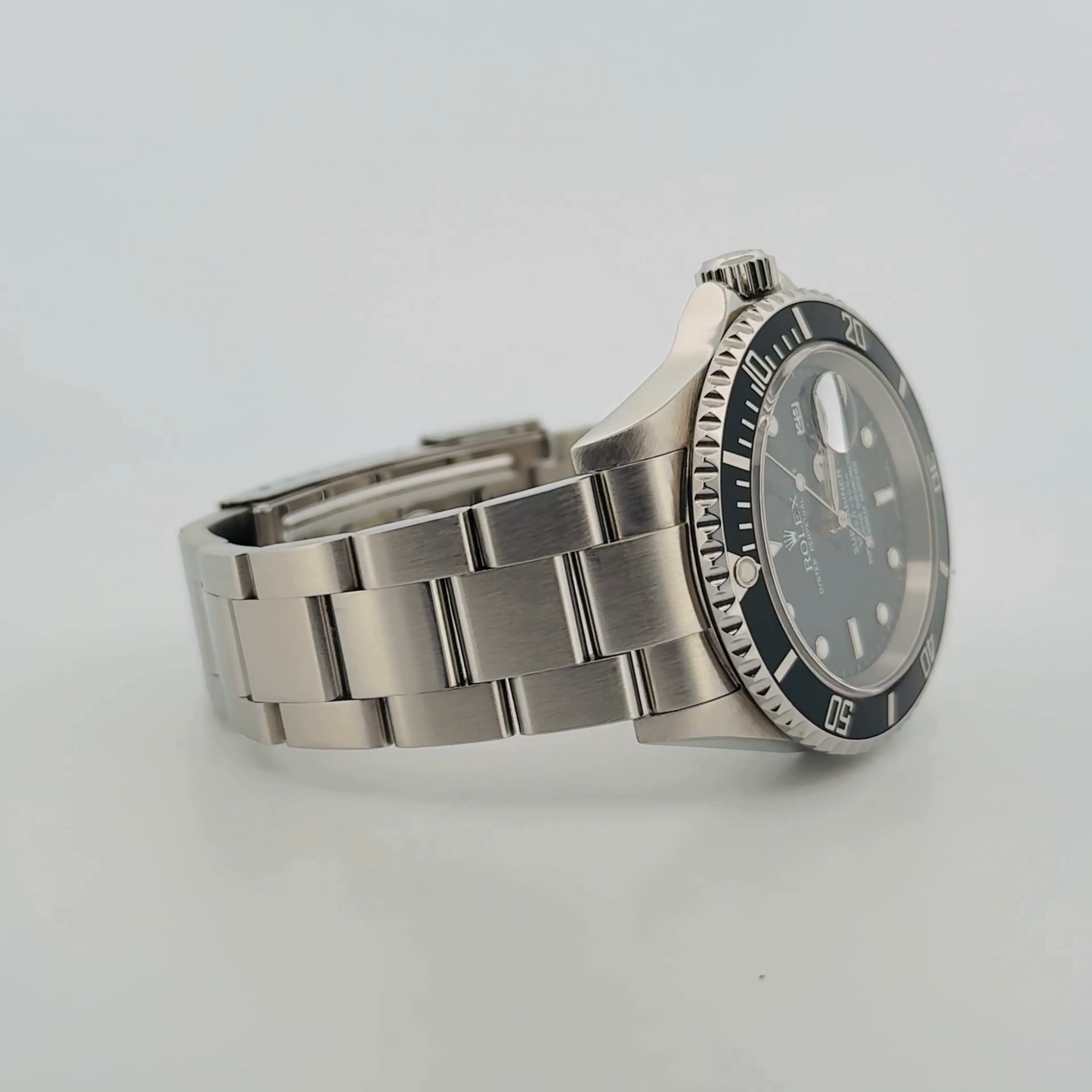 Rolex Submariner (16610T)