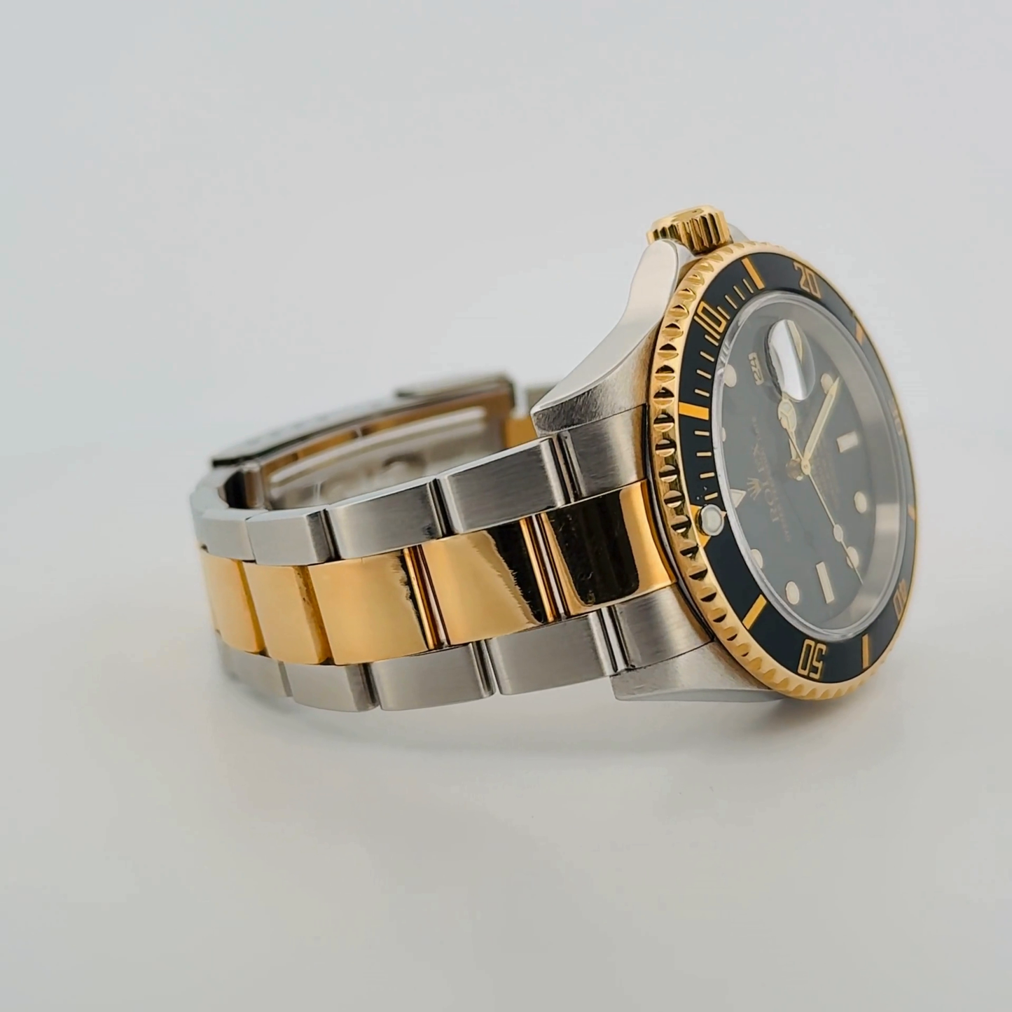 Rolex Submariner Two-Tone (16613T)
