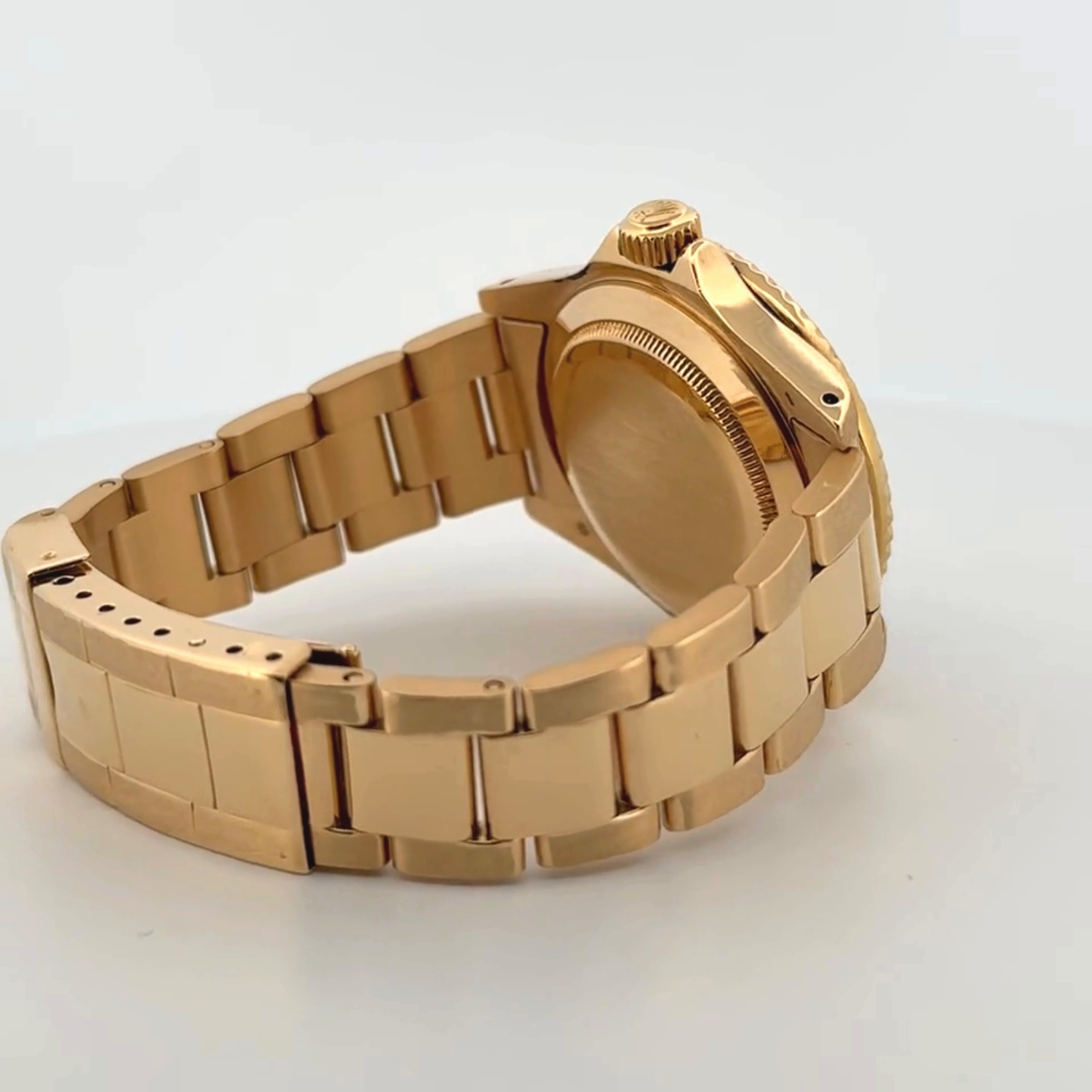 Rolex Submariner 18k Yellow Gold (16808)