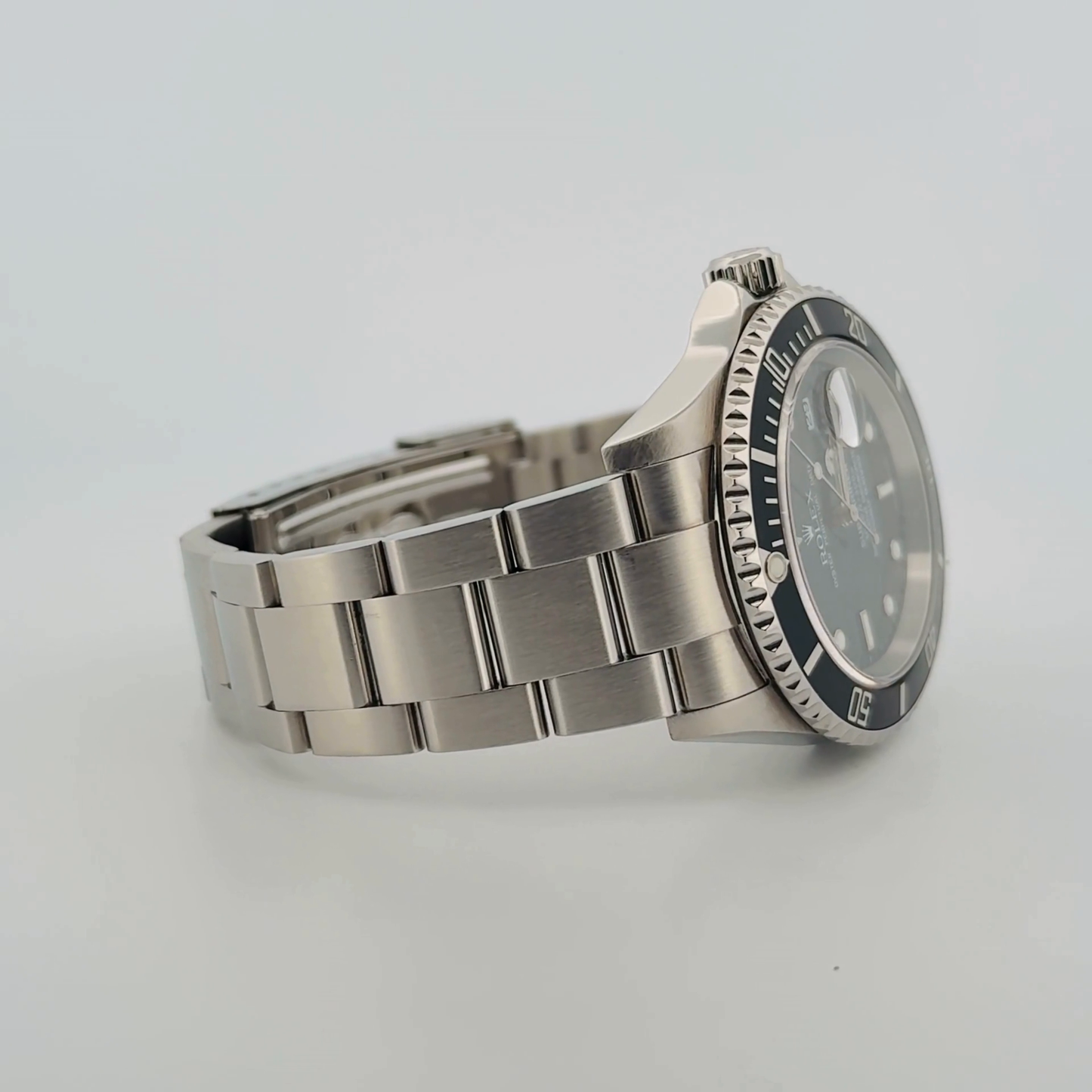 Rolex Submariner (16610T)