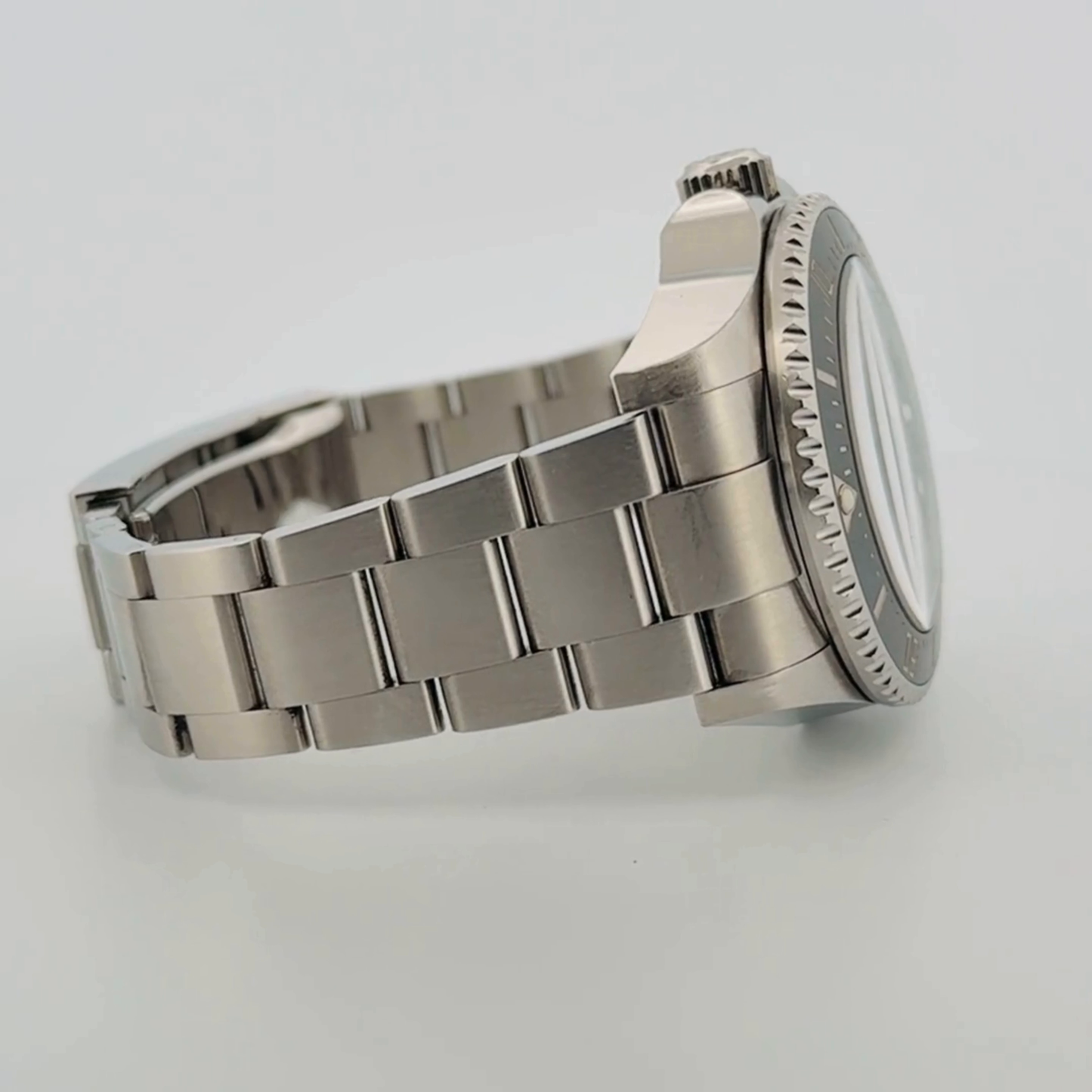 Rolex Deepsea (126660)