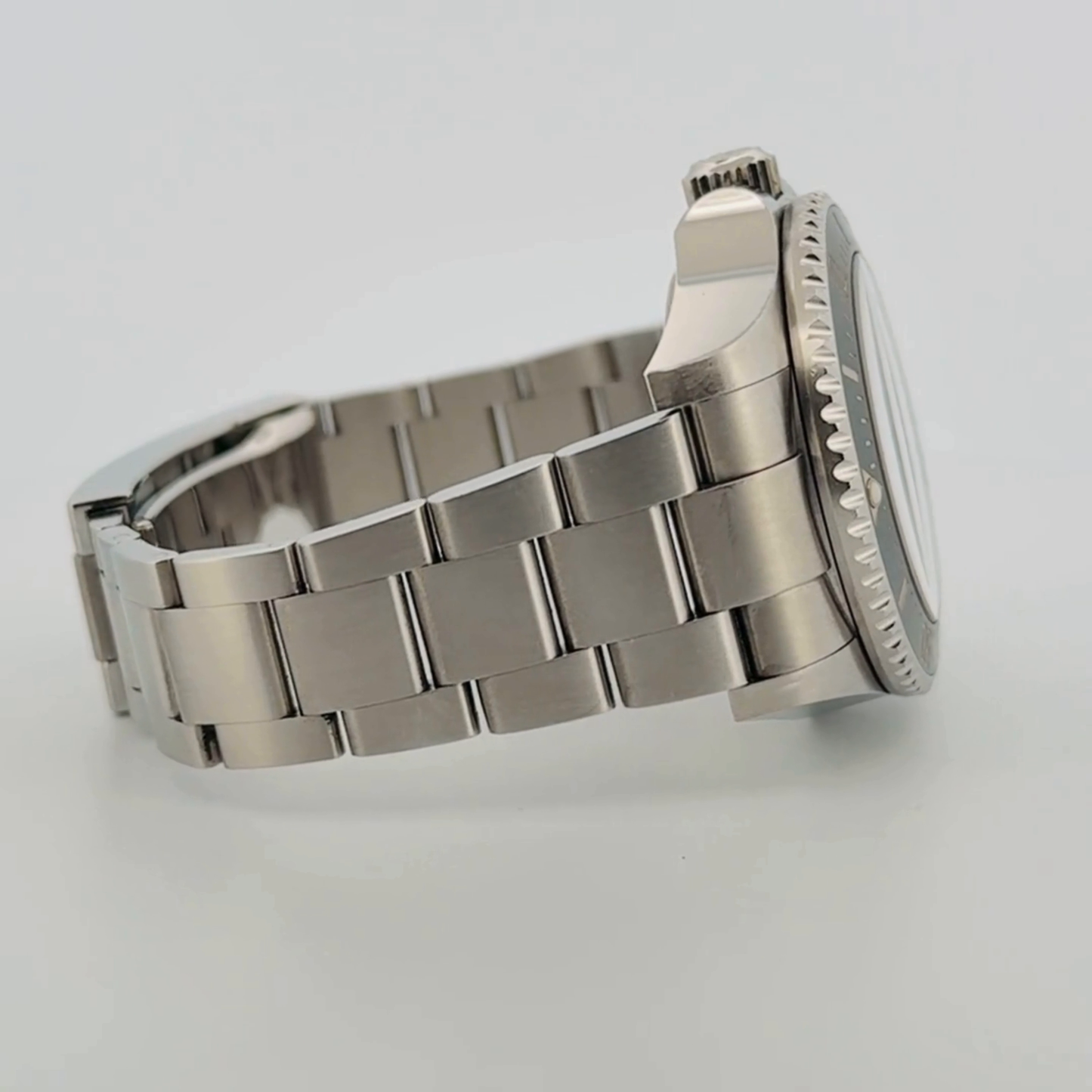 Rolex Deepsea (126660)