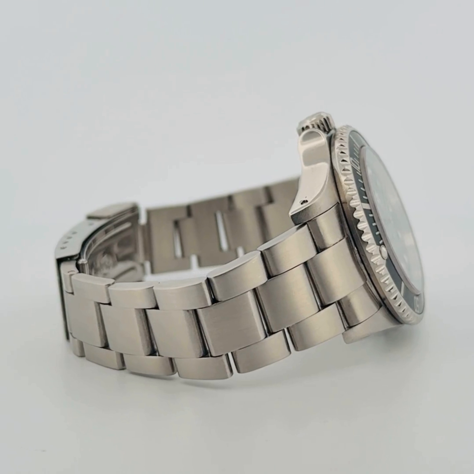 Rolex Sea-Dweller (16600) - Lone Star Coins