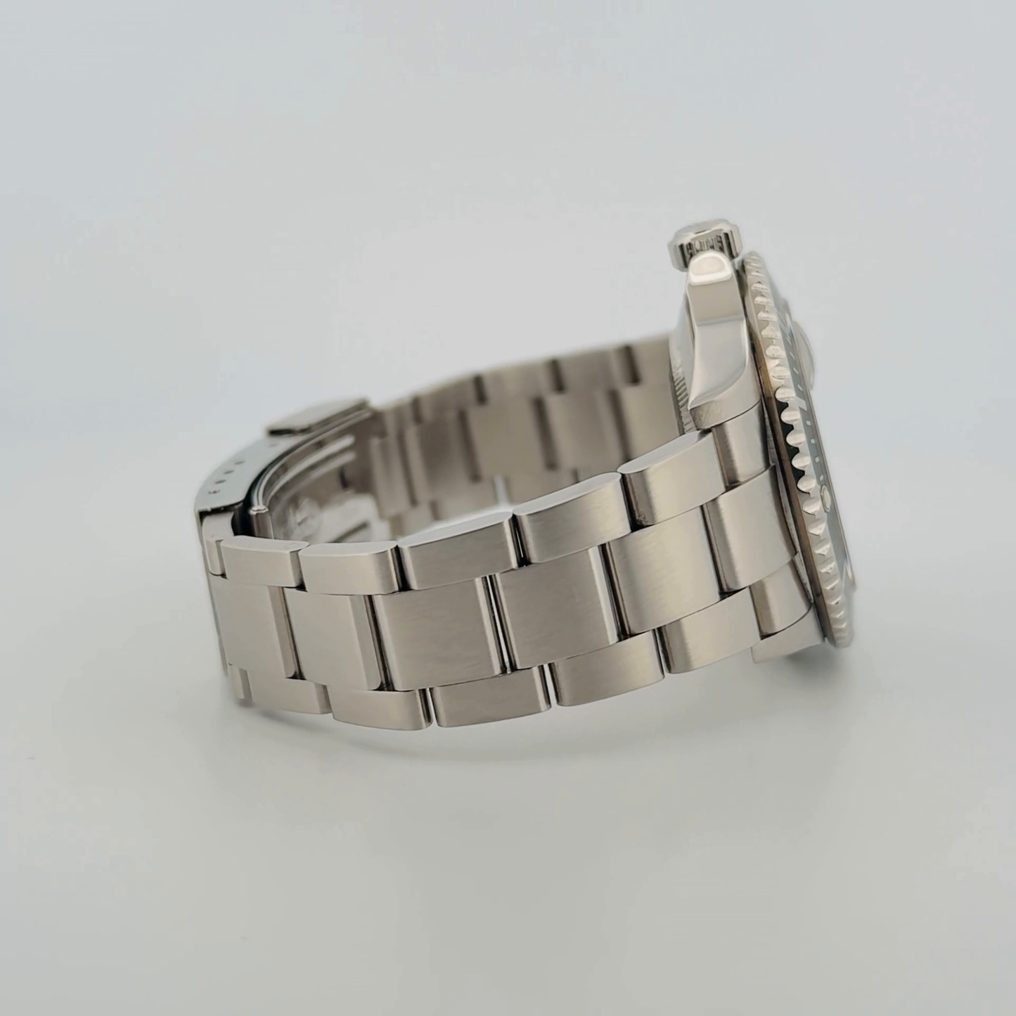 Rolex Submariner (16610T)