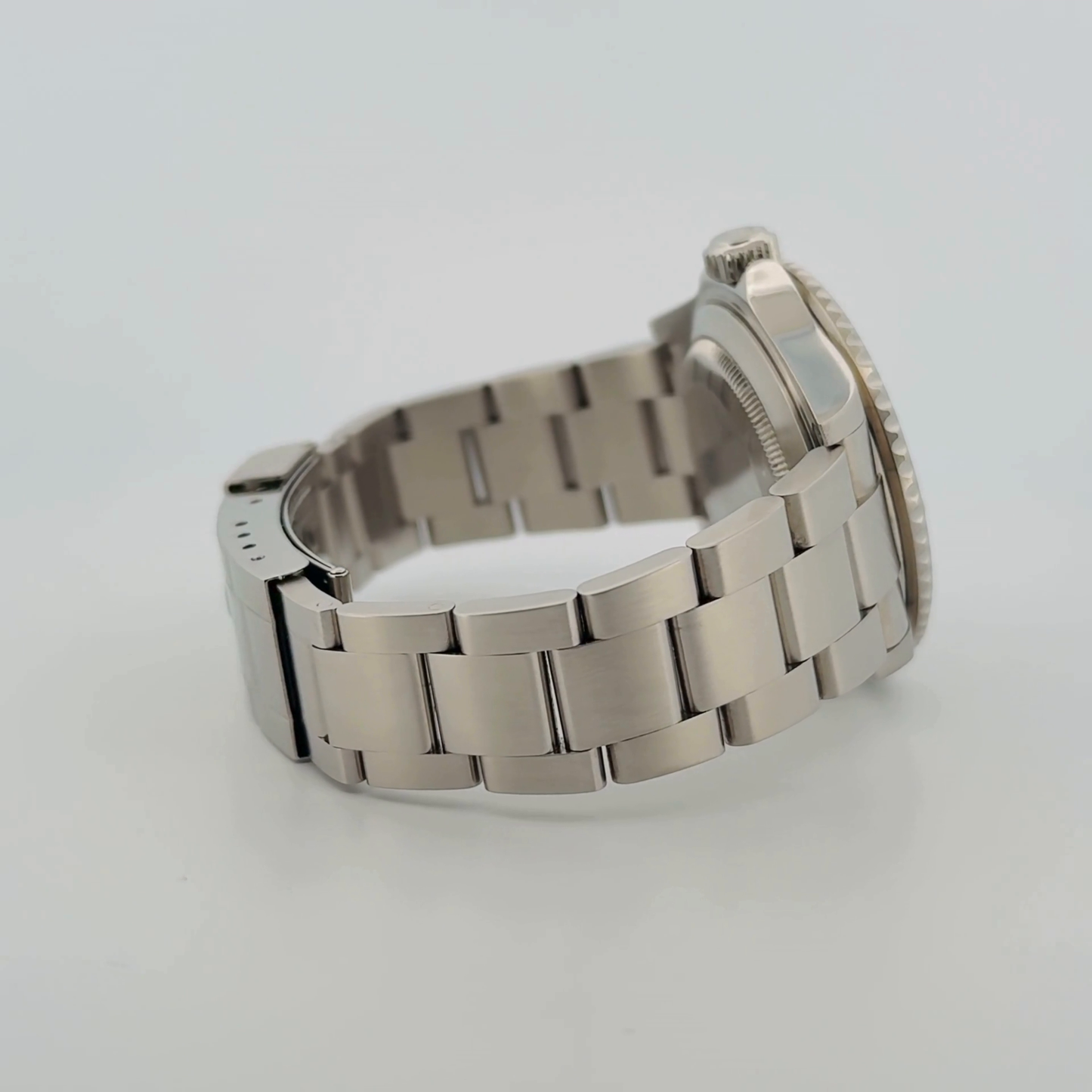 Rolex Submariner (16610T)