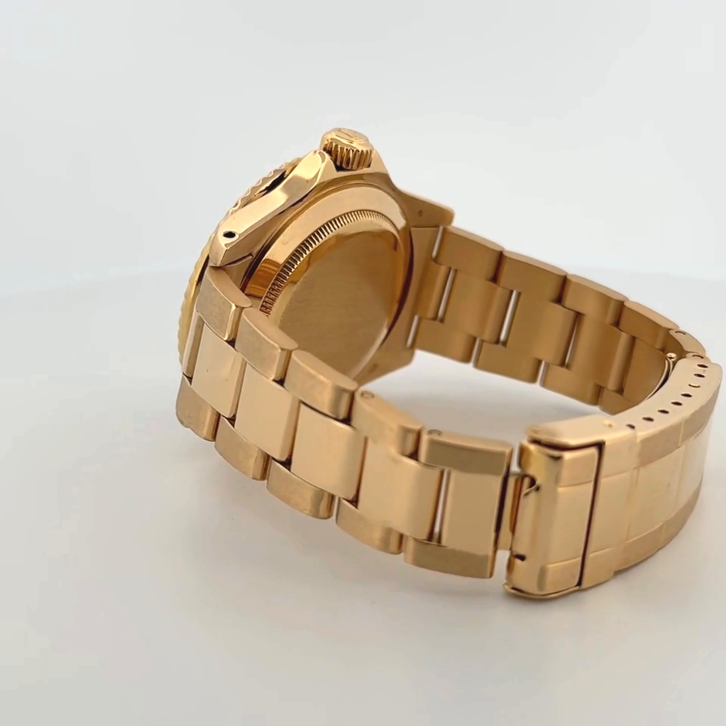 Rolex Submariner 18k Yellow Gold (16808)