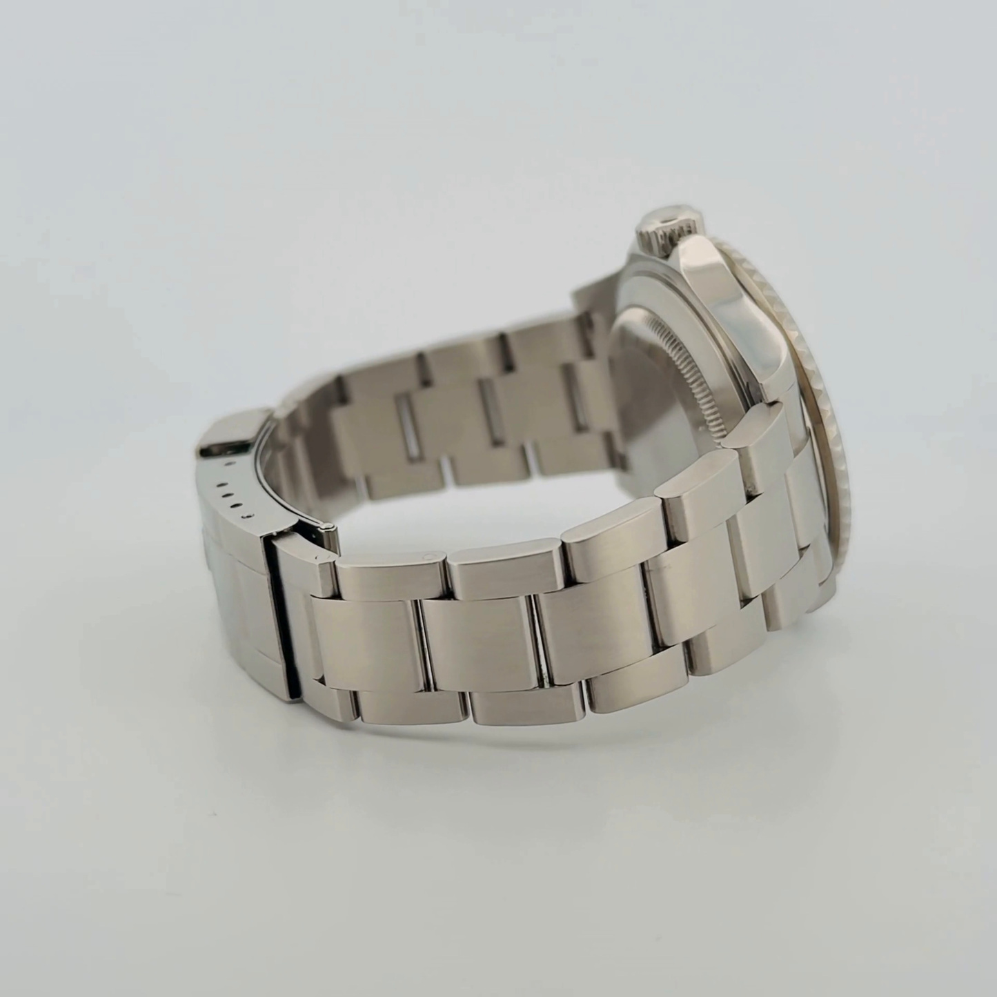 Rolex Submariner (16610T)