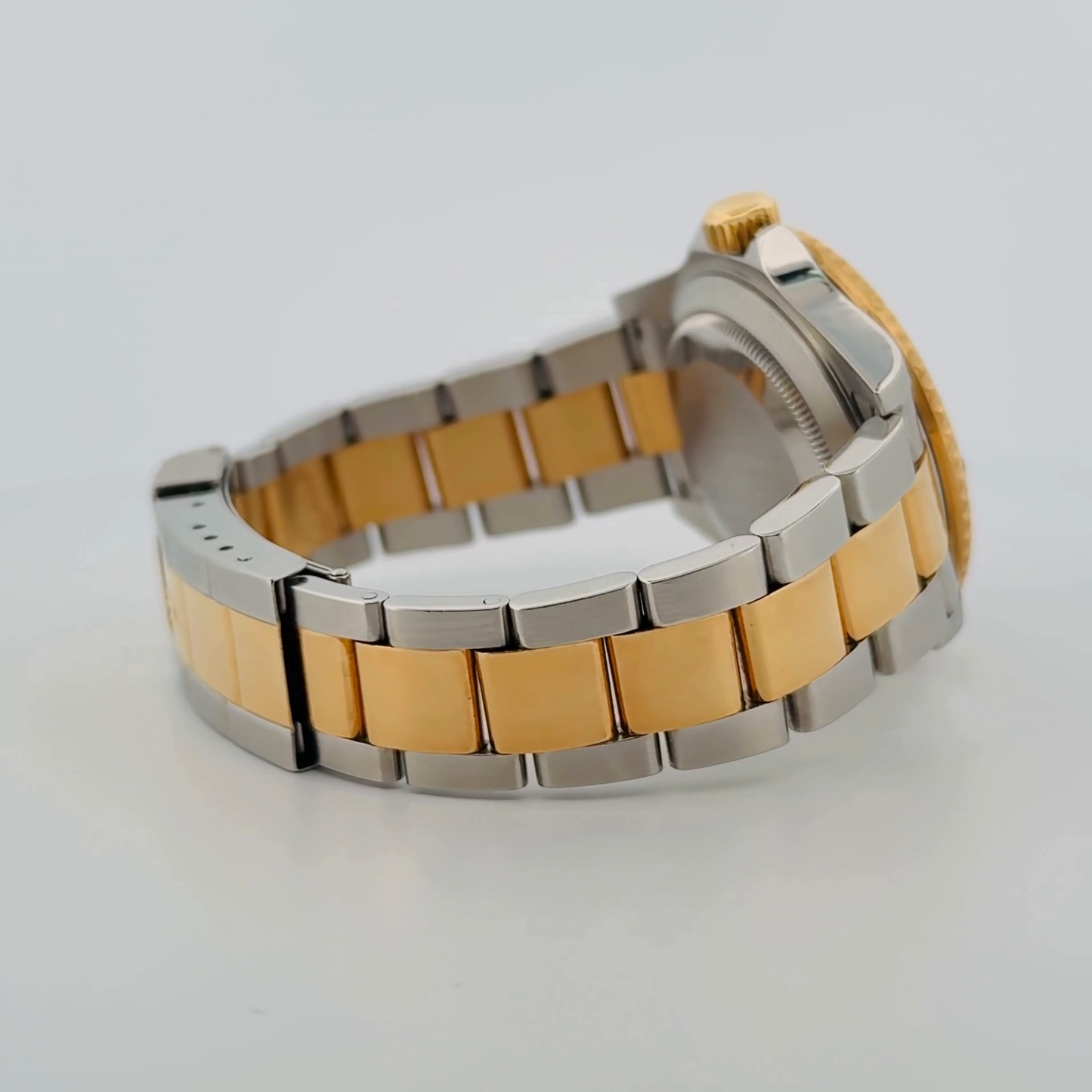 Rolex Submariner Two-Tone (16613T)