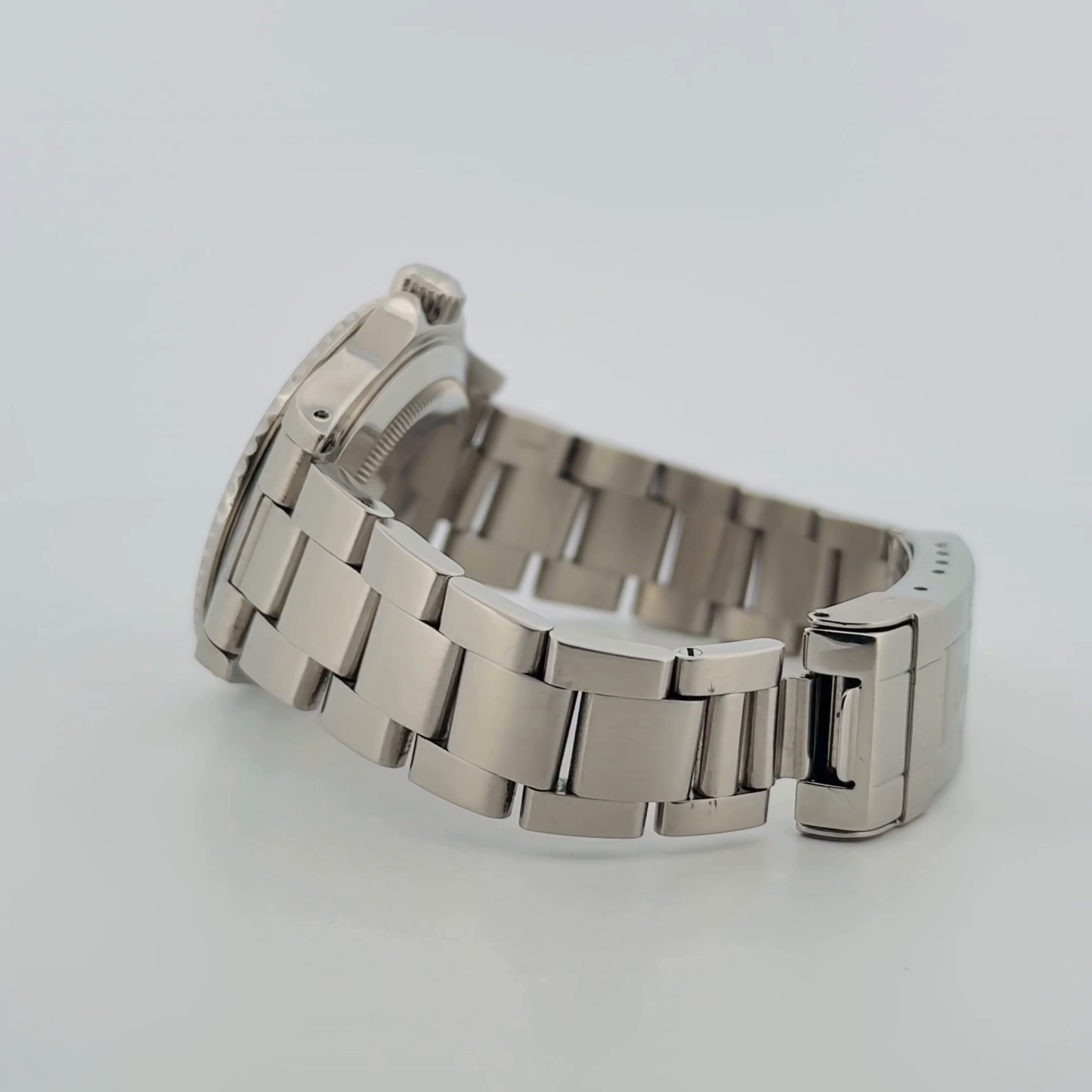 Rolex Submariner (14060m)