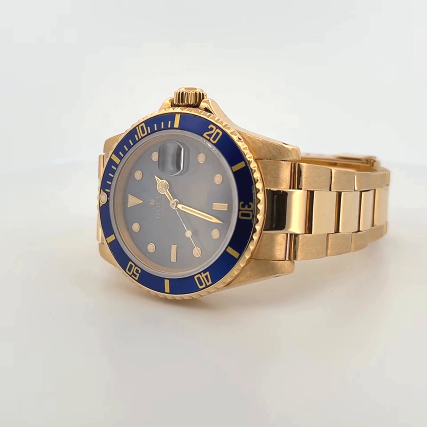 Rolex Submariner 18k Yellow Gold (16808)