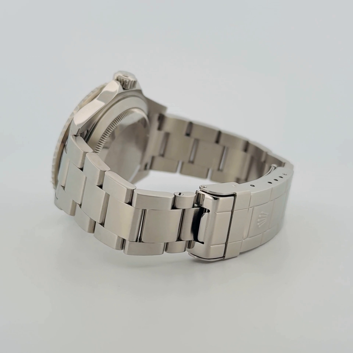 Rolex Submariner (16610T)