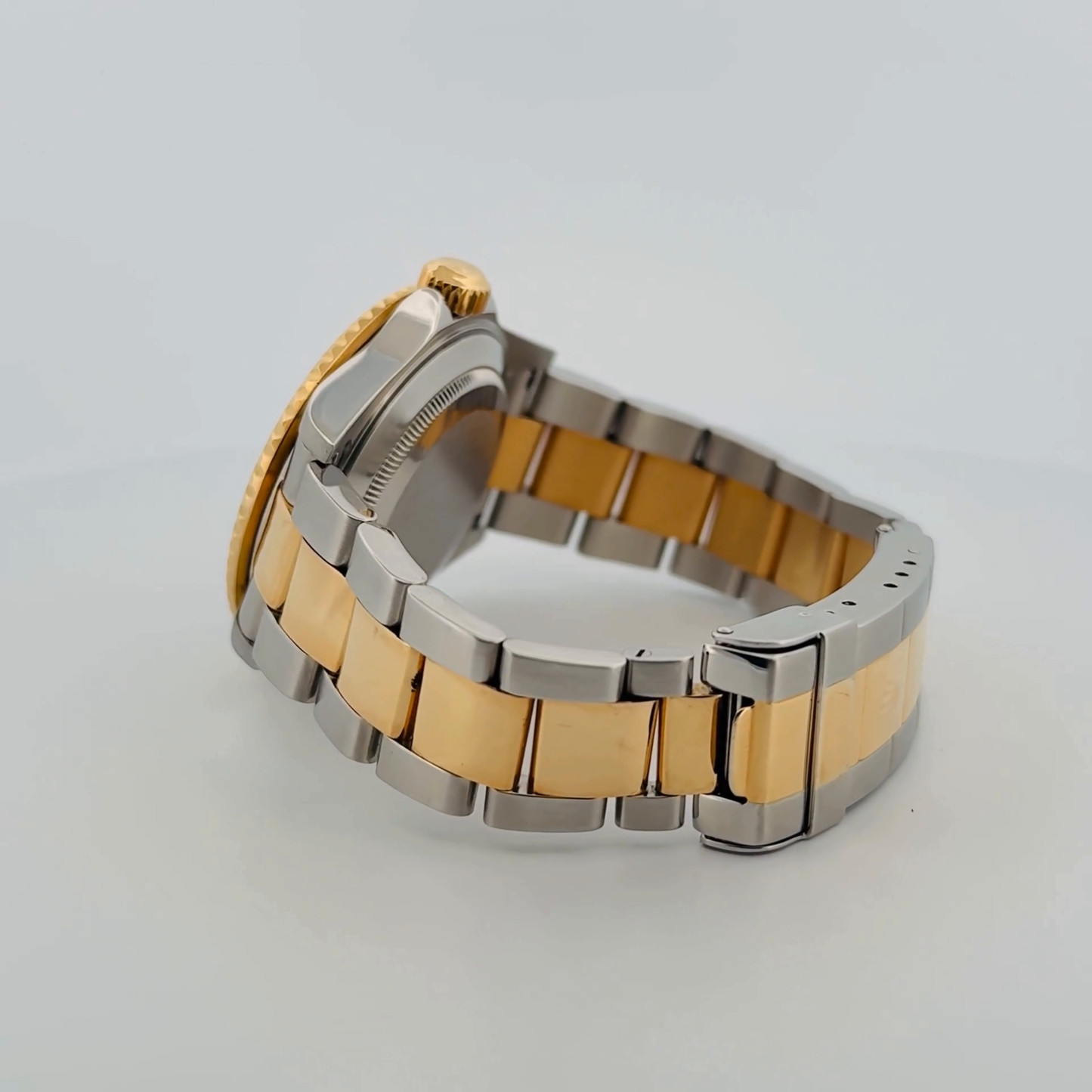 Rolex Submariner Two-Tone (16613T)