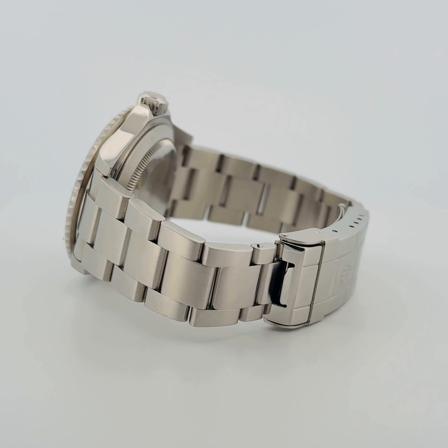 Rolex Submariner (16610T)