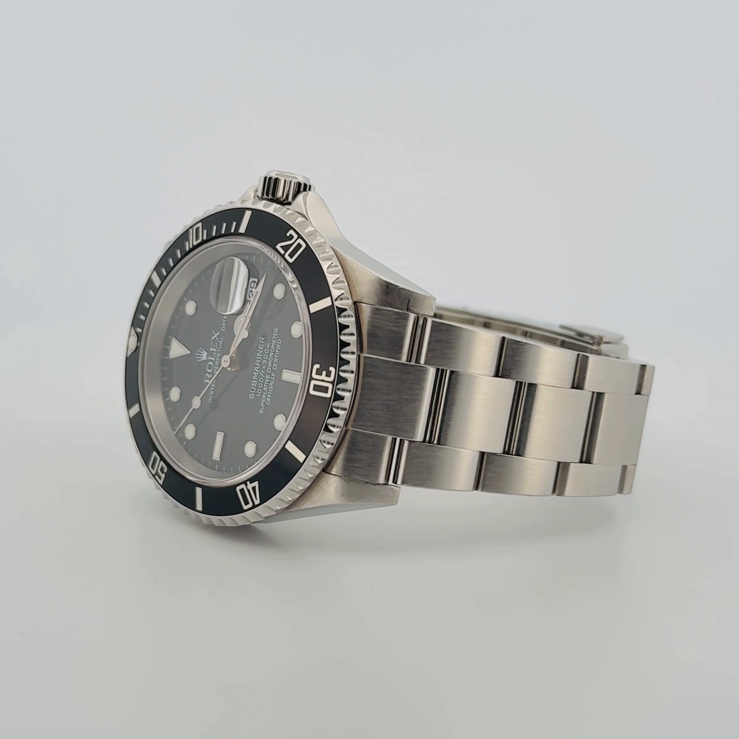 Rolex Submariner (16610T)