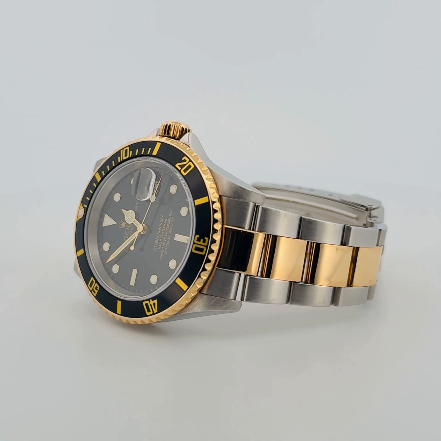 Rolex Submariner Two-Tone (16613T)