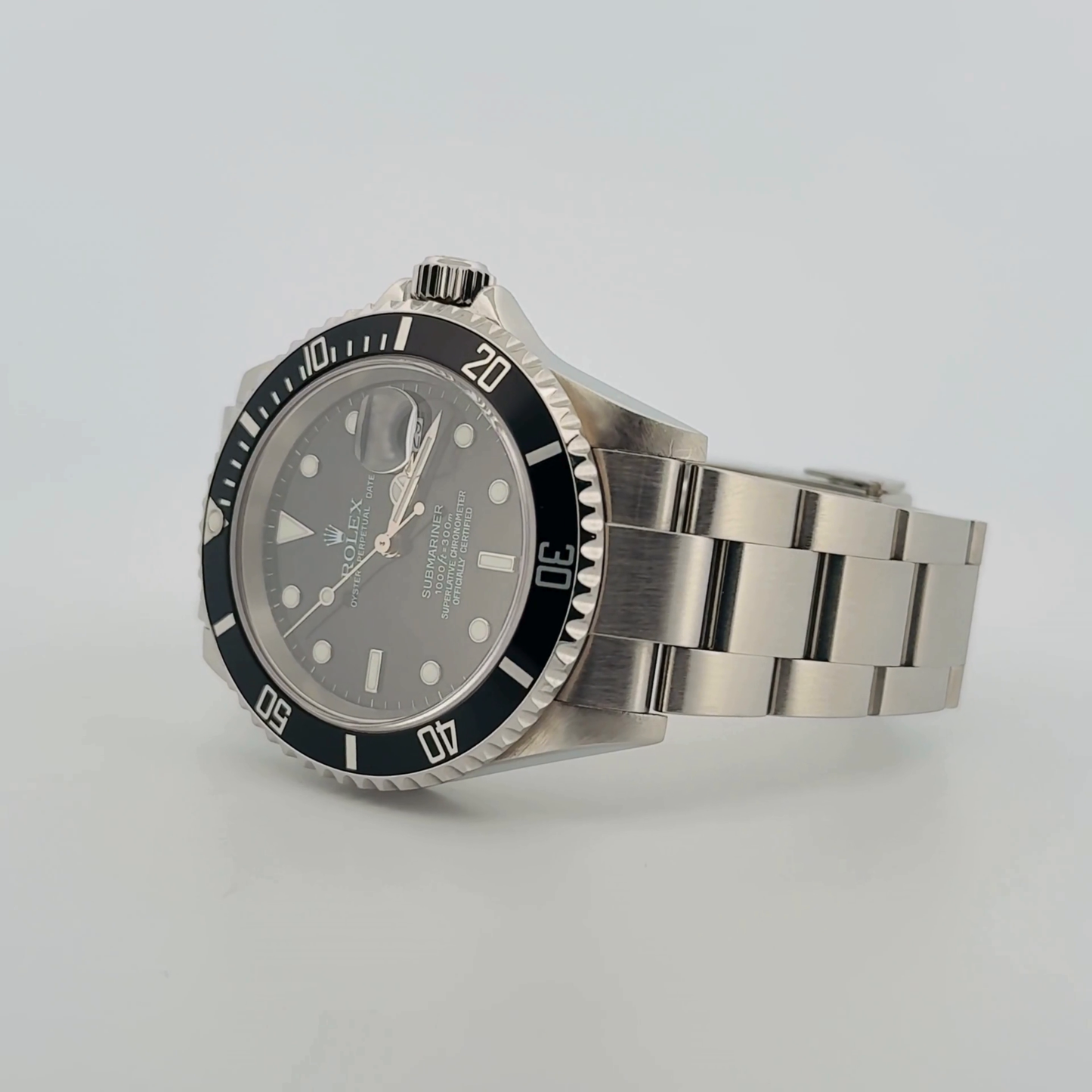 Rolex Submariner (16610T)