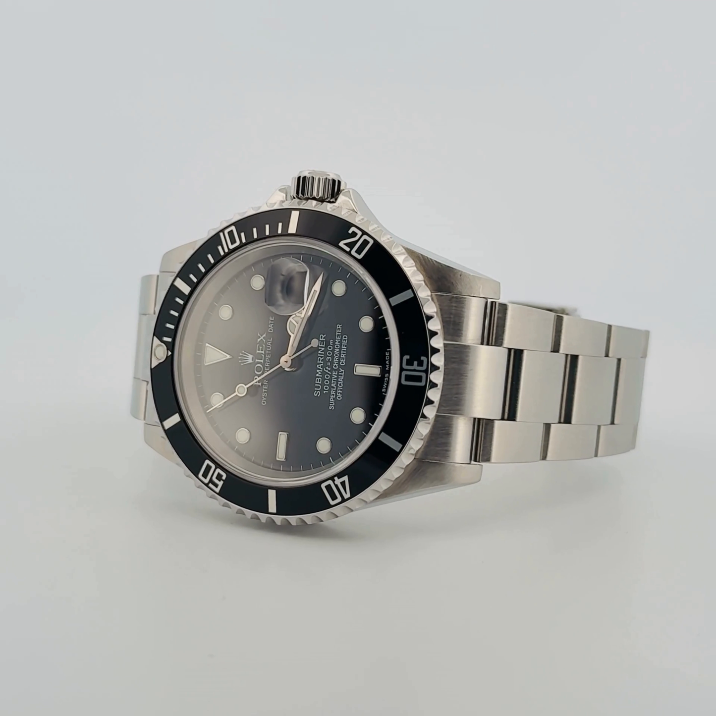 Rolex Submariner (16610T)