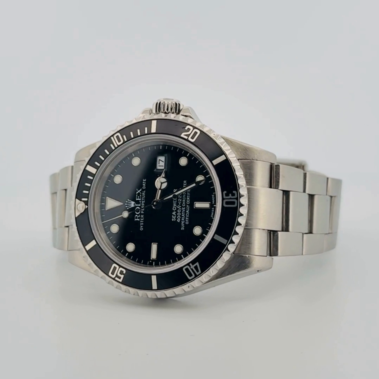 Rolex Sea-Dweller (16600)