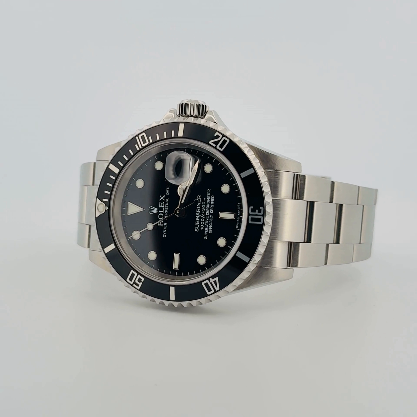 Rolex Submariner (16610T)