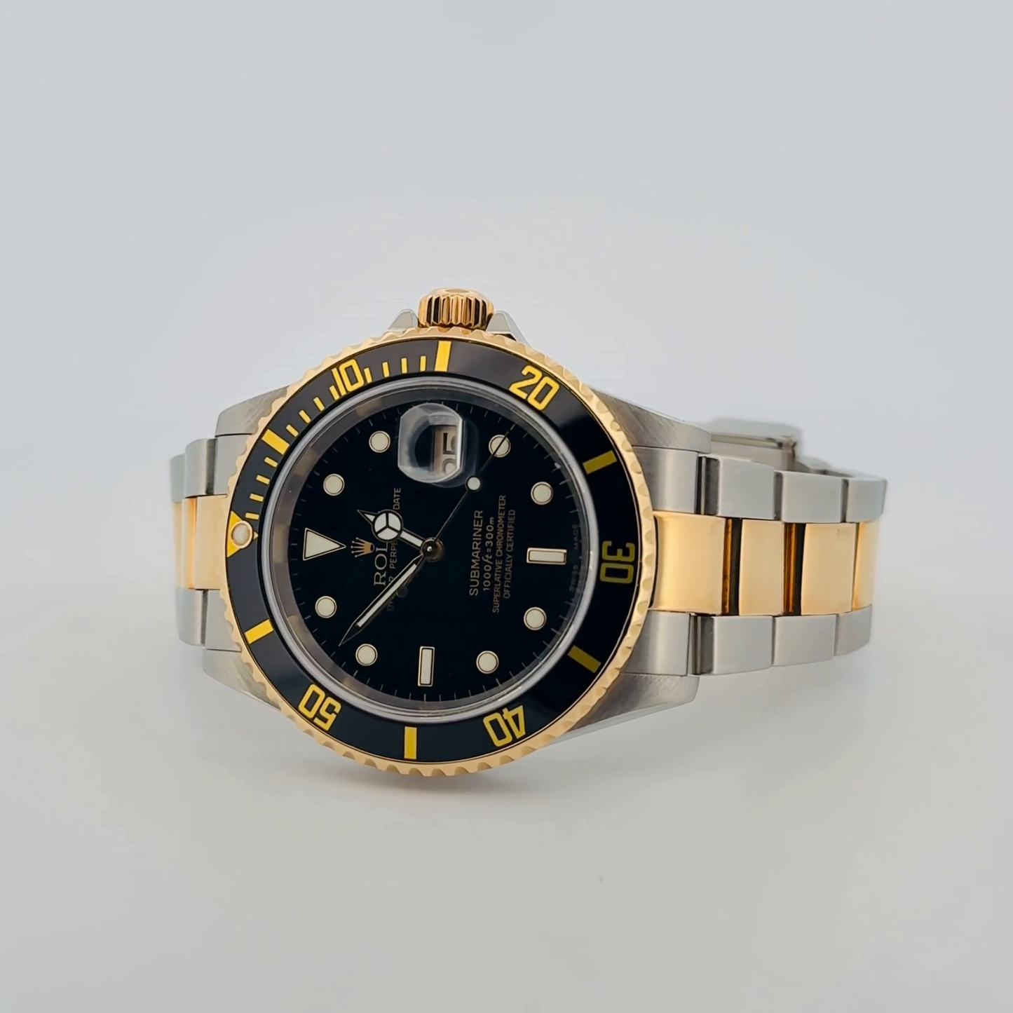 Rolex Submariner Two-Tone (16613T)