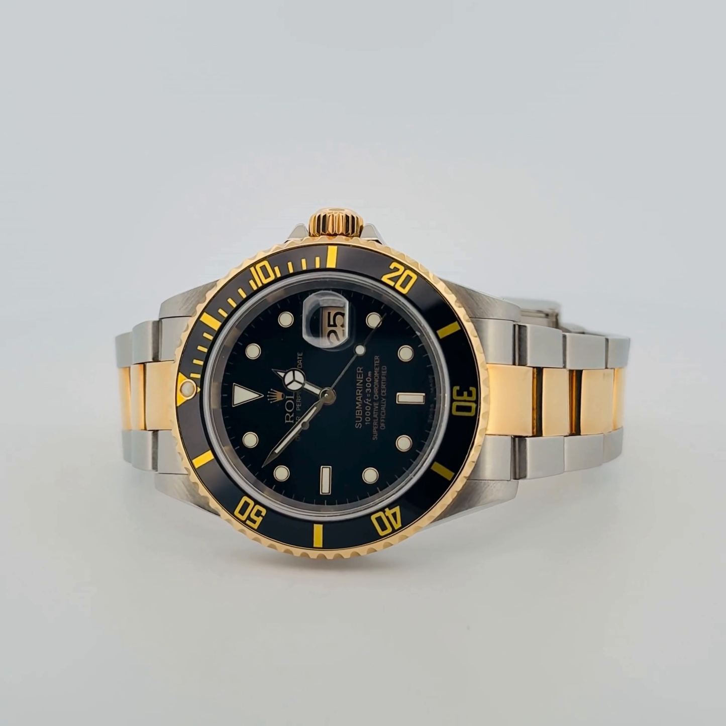 Rolex Submariner Two-Tone (16613T)