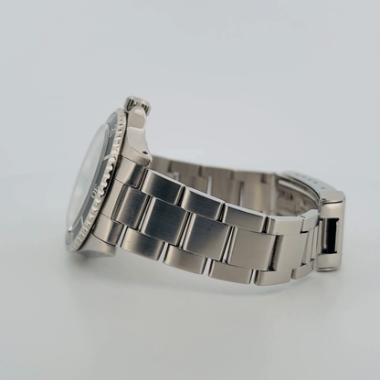 Rolex Submariner (14060m)