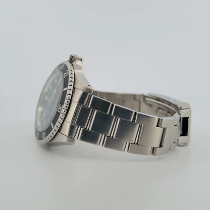 Rolex Submariner (14060m)
