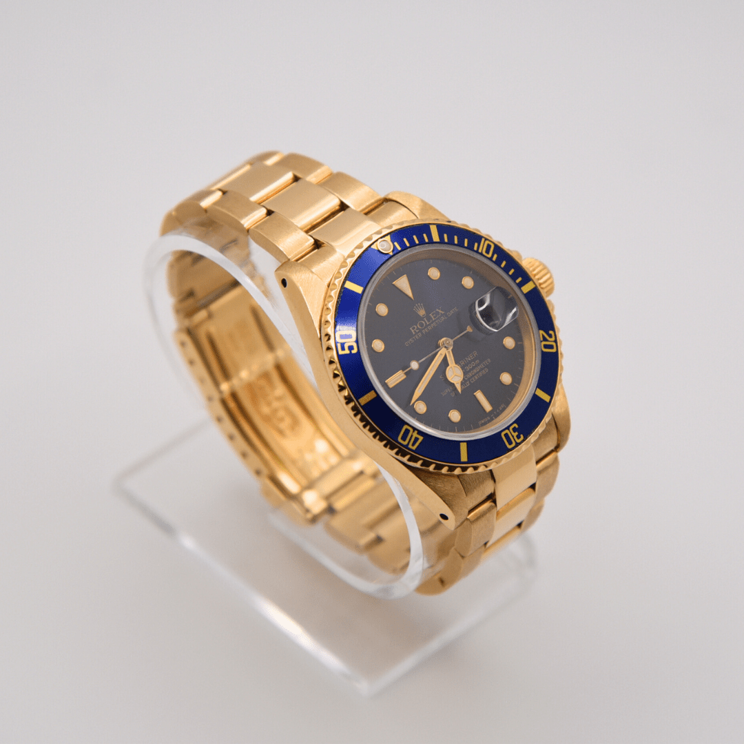 Rolex Submariner 18k Yellow Gold (16808)