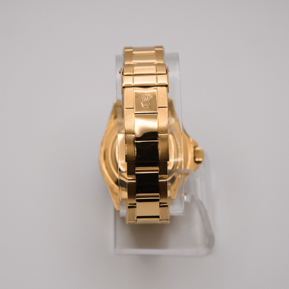 Rolex Submariner 18k Yellow Gold (16808)